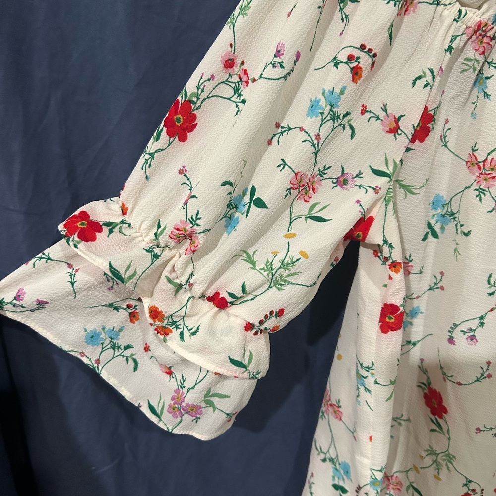 Floral Off-Shoulder Top - Picture 4 of 6